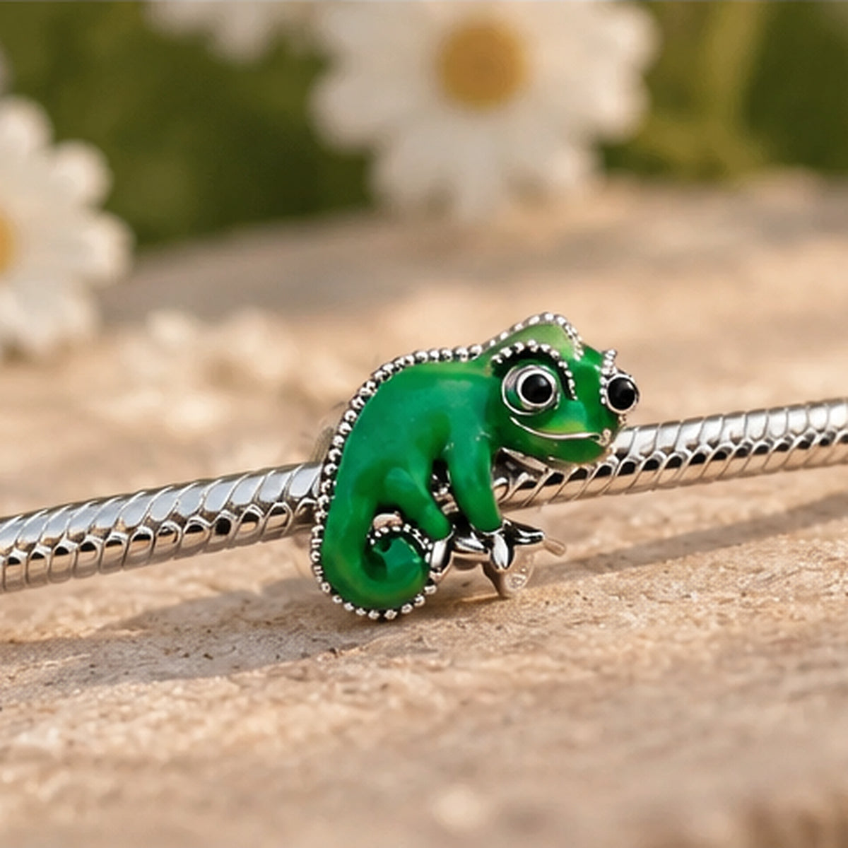 Maris™ Chameleon Charm Bracelet