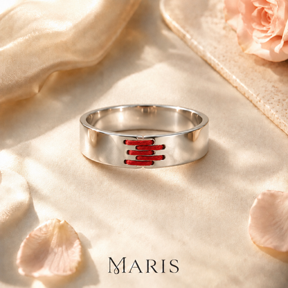 Maris™ Fated Thread Ring